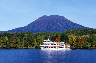 Lake Akan Pleasure Boat