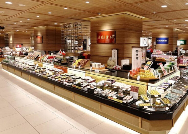 mitsukoshi_top4.jpg